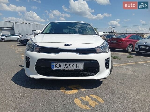 Білий Кіа Ріо, об'ємом двигуна 1.37 л та пробігом 90 тис. км за 12950 $, фото 6 на Automoto.ua