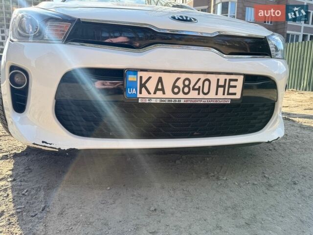 Белый Киа Рио, объемом двигателя 1.4 л и пробегом 138 тыс. км за 12000 $, фото 8 на Automoto.ua