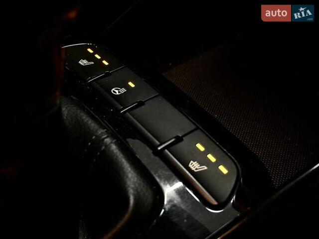 Білий Кіа Ріо, об'ємом двигуна 1.4 л та пробігом 65 тис. км за 12499 $, фото 18 на Automoto.ua