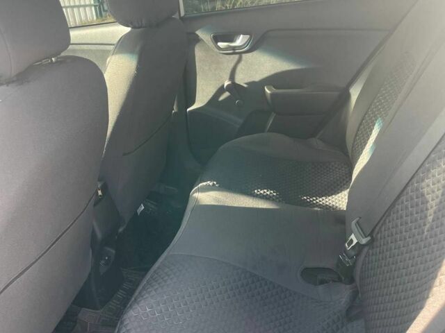 Белый Киа Рио, объемом двигателя 1.25 л и пробегом 69 тыс. км за 8500 $, фото 8 на Automoto.ua