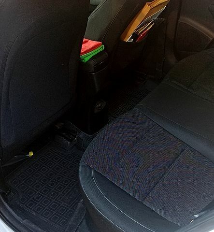 Білий Кіа Ріо, об'ємом двигуна 1.2 л та пробігом 64 тис. км за 13250 $, фото 8 на Automoto.ua