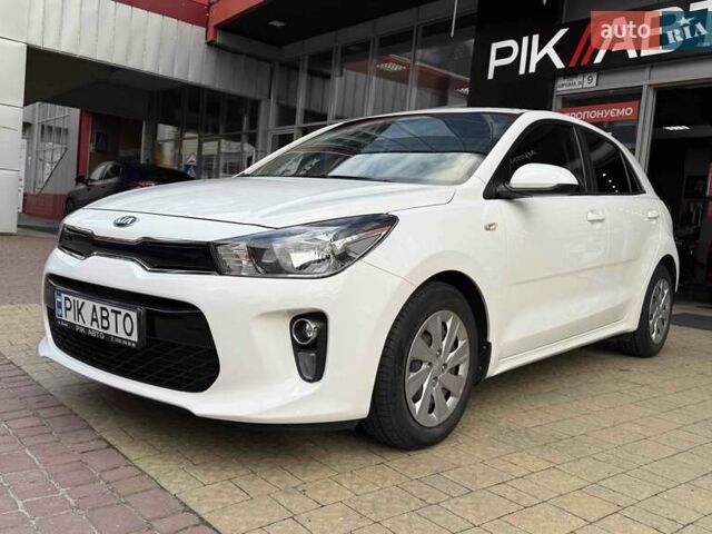 Белый Киа Рио, объемом двигателя 1.2 л и пробегом 41 тыс. км за 11400 $, фото 1 на Automoto.ua