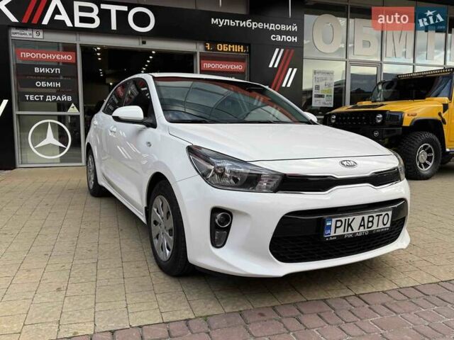 Белый Киа Рио, объемом двигателя 1.2 л и пробегом 41 тыс. км за 11400 $, фото 3 на Automoto.ua