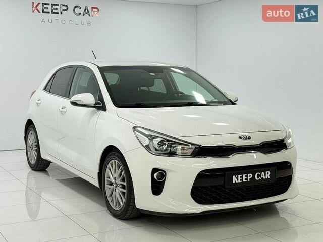 Белый Киа Рио, объемом двигателя 1.37 л и пробегом 101 тыс. км за 13300 $, фото 4 на Automoto.ua