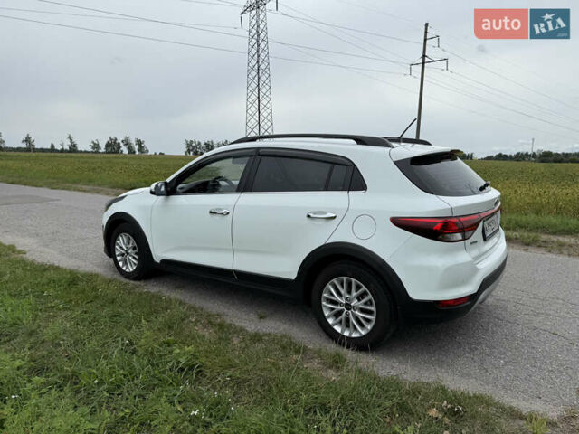 Белый Киа Рио, объемом двигателя 1.59 л и пробегом 79 тыс. км за 16800 $, фото 5 на Automoto.ua
