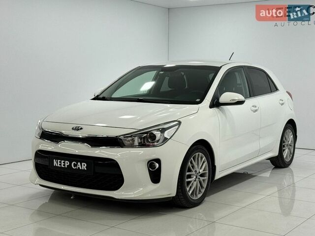 Белый Киа Рио, объемом двигателя 1.37 л и пробегом 101 тыс. км за 13300 $, фото 3 на Automoto.ua
