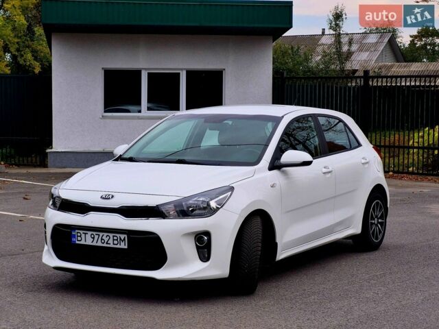 Білий Кіа Ріо, об'ємом двигуна 1.25 л та пробігом 91 тис. км за 8500 $, фото 2 на Automoto.ua