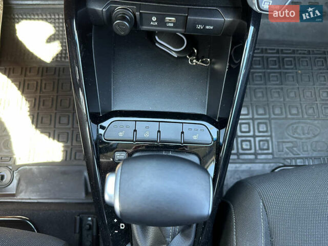 Белый Киа Рио, объемом двигателя 1.37 л и пробегом 11 тыс. км за 14900 $, фото 13 на Automoto.ua