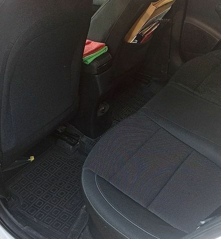 Белый Киа Рио, объемом двигателя 1.25 л и пробегом 67 тыс. км за 12750 $, фото 4 на Automoto.ua
