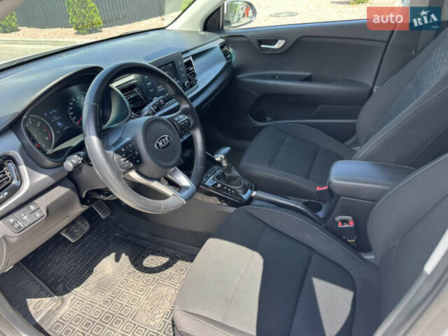 Белый Киа Рио, объемом двигателя 1.37 л и пробегом 11 тыс. км за 14900 $, фото 11 на Automoto.ua