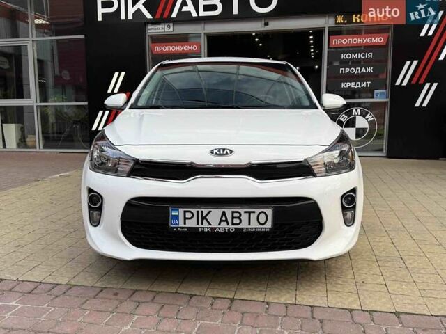 Белый Киа Рио, объемом двигателя 1.2 л и пробегом 41 тыс. км за 11400 $, фото 2 на Automoto.ua