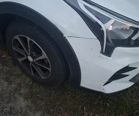 Білий Кіа Ріо, об'ємом двигуна 1.6 л та пробігом 13 тис. км за 15805 $, фото 1 на Automoto.ua