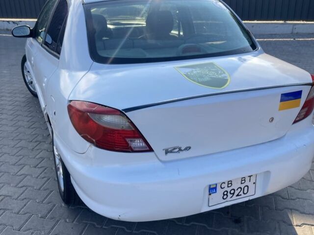 Білий Кіа Ріо, об'ємом двигуна 1.5 л та пробігом 230 тис. км за 1700 $, фото 2 на Automoto.ua