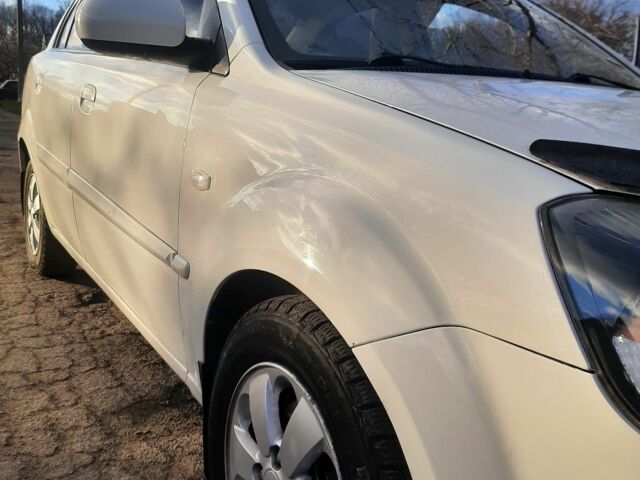 Белый Киа Рио, объемом двигателя 0 л и пробегом 90 тыс. км за 6000 $, фото 3 на Automoto.ua