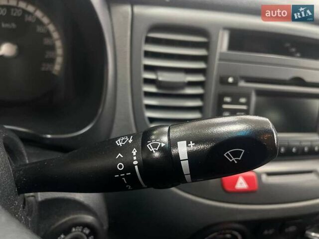 Белый Киа Рио, объемом двигателя 1.49 л и пробегом 170 тыс. км за 4990 $, фото 22 на Automoto.ua