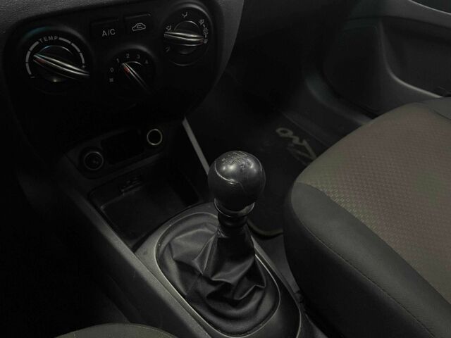 Белый Киа Рио, объемом двигателя 1.5 л и пробегом 170 тыс. км за 4690 $, фото 15 на Automoto.ua