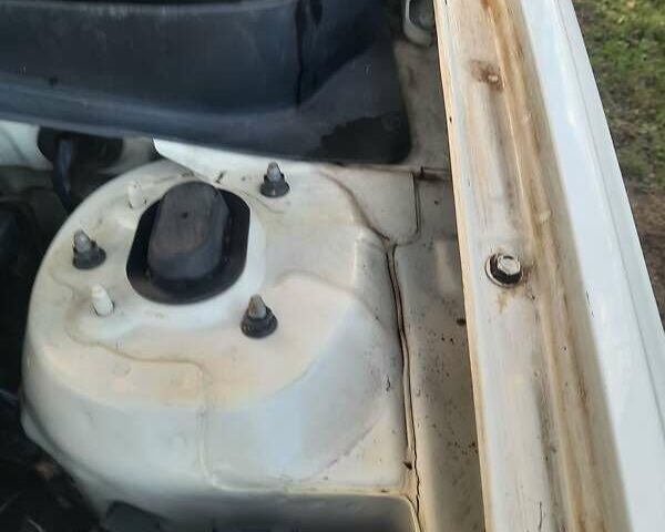 Белый Киа Рио, объемом двигателя 1.4 л и пробегом 91 тыс. км за 6000 $, фото 13 на Automoto.ua