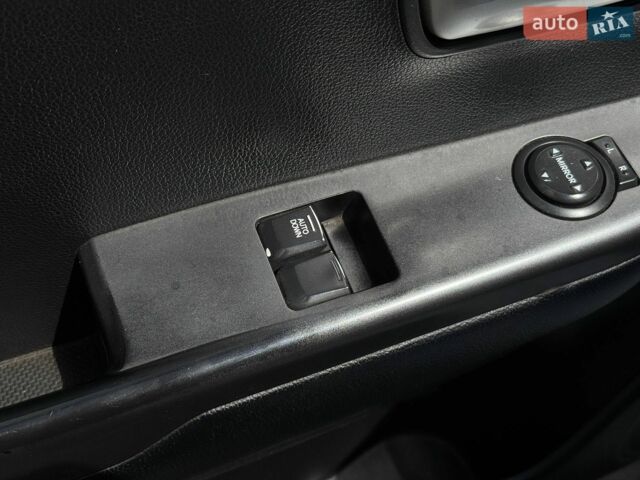 Білий Кіа Ріо, об'ємом двигуна 1.4 л та пробігом 219 тис. км за 5999 $, фото 11 на Automoto.ua