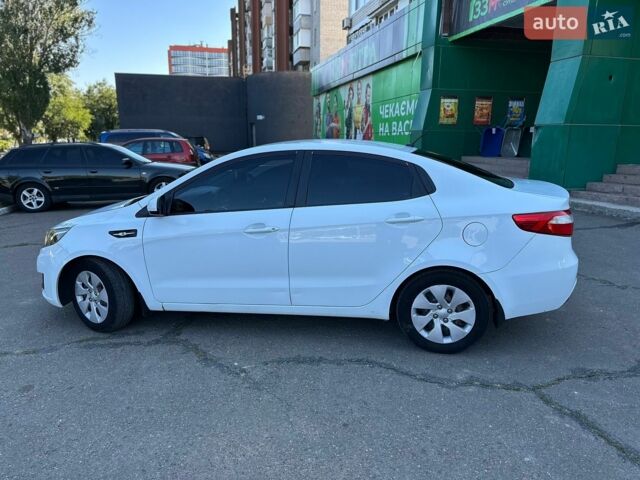 Білий Кіа Ріо, об'ємом двигуна 1.4 л та пробігом 162 тис. км за 6999 $, фото 14 на Automoto.ua