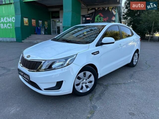 Білий Кіа Ріо, об'ємом двигуна 1.4 л та пробігом 162 тис. км за 6999 $, фото 17 на Automoto.ua