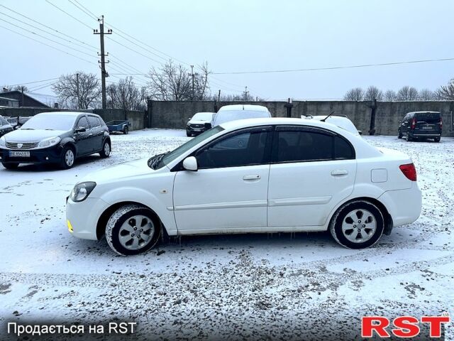 Білий Кіа Ріо, об'ємом двигуна 1.4 л та пробігом 22500 тис. км за 6200 $, фото 1 на Automoto.ua