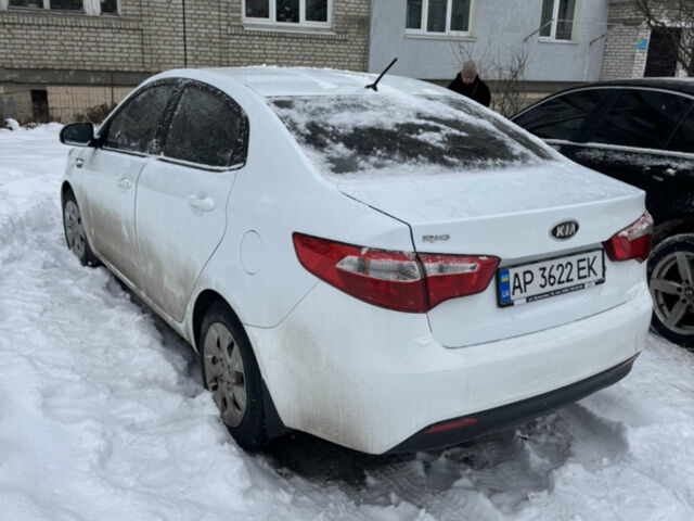 Белый Киа Рио, объемом двигателя 1.4 л и пробегом 136 тыс. км за 6300 $, фото 3 на Automoto.ua