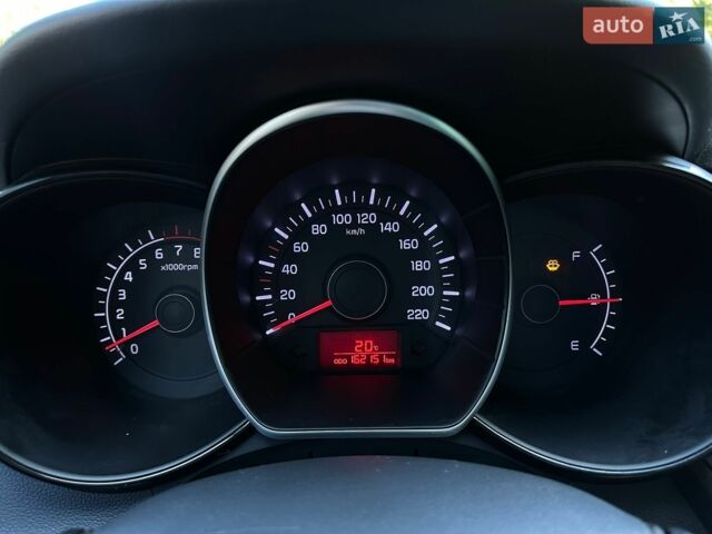 Білий Кіа Ріо, об'ємом двигуна 1.4 л та пробігом 162 тис. км за 6999 $, фото 26 на Automoto.ua