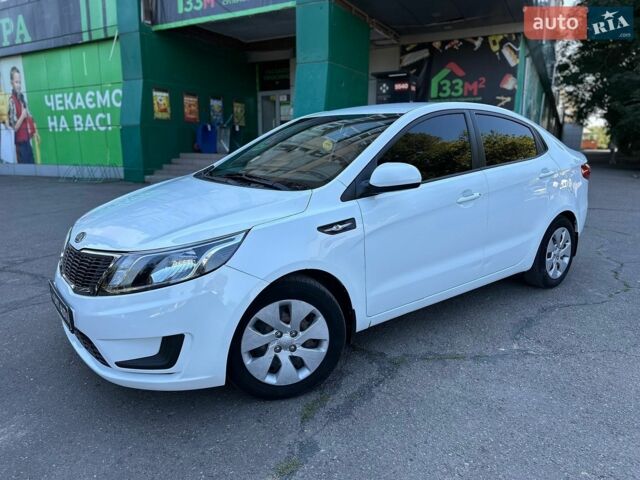 Білий Кіа Ріо, об'ємом двигуна 1.4 л та пробігом 162 тис. км за 6999 $, фото 16 на Automoto.ua