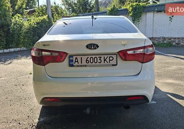 Белый Киа Рио, объемом двигателя 1.59 л и пробегом 210 тыс. км за 6800 $, фото 8 на Automoto.ua