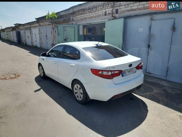 Белый Киа Рио, объемом двигателя 1.4 л и пробегом 162 тыс. км за 6500 $, фото 4 на Automoto.ua