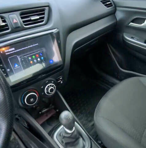 Белый Киа Рио, объемом двигателя 1.4 л и пробегом 120 тыс. км за 6200 $, фото 4 на Automoto.ua