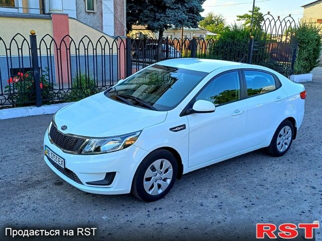 Білий Кіа Ріо, об'ємом двигуна 1.4 л та пробігом 52 тис. км за 8900 $, фото 3 на Automoto.ua