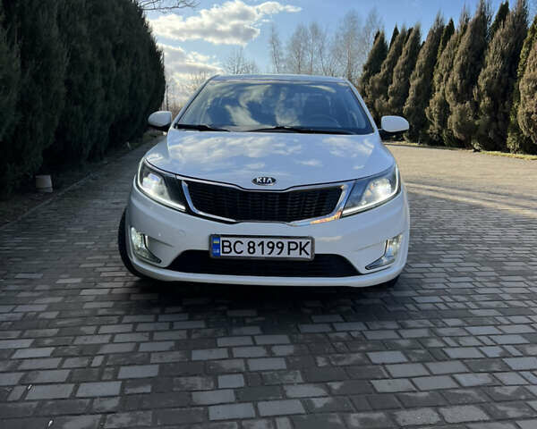 Белый Киа Рио, объемом двигателя 1.4 л и пробегом 144 тыс. км за 6300 $, фото 60 на Automoto.ua