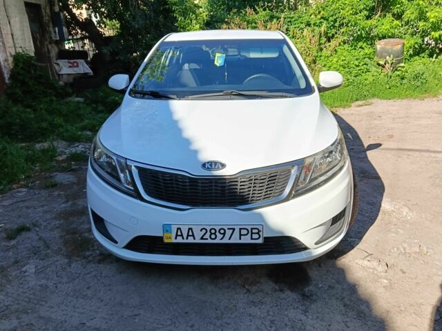 Белый Киа Рио, объемом двигателя 1.4 л и пробегом 90 тыс. км за 8600 $, фото 1 на Automoto.ua