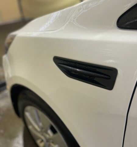 Білий Кіа Ріо, об'ємом двигуна 1.6 л та пробігом 163 тис. км за 5999 $, фото 23 на Automoto.ua