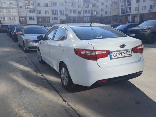 Белый Киа Рио, объемом двигателя 1.6 л и пробегом 198 тыс. км за 8000 $, фото 3 на Automoto.ua