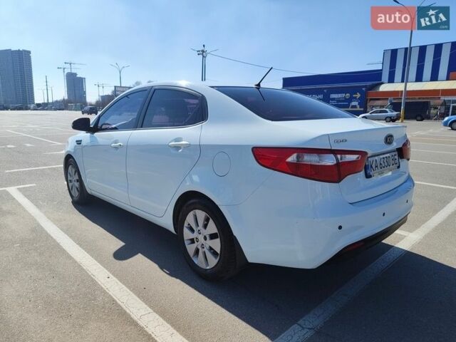 Белый Киа Рио, объемом двигателя 1.59 л и пробегом 124 тыс. км за 7700 $, фото 5 на Automoto.ua