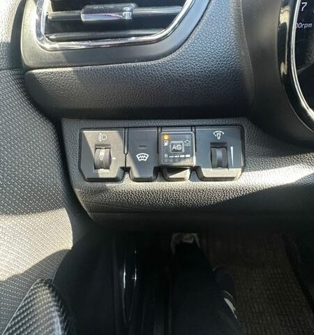 Білий Кіа Ріо, об'ємом двигуна 1.59 л та пробігом 221 тис. км за 6000 $, фото 14 на Automoto.ua