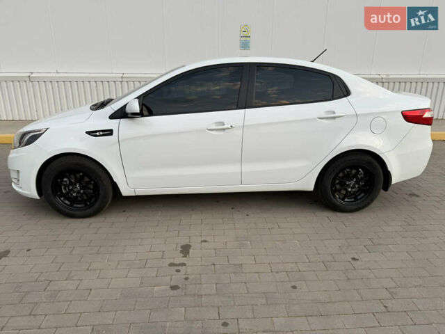 Белый Киа Рио, объемом двигателя 1.4 л и пробегом 79 тыс. км за 8555 $, фото 17 на Automoto.ua