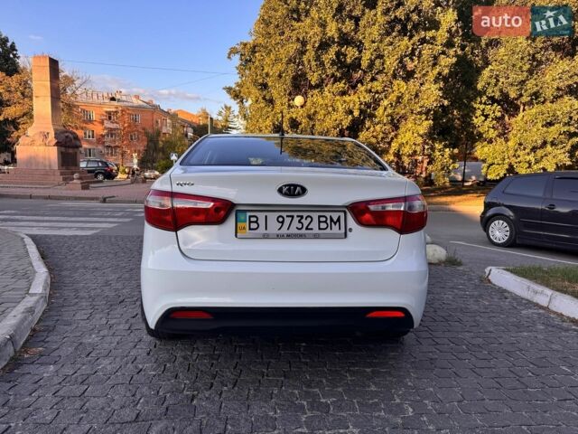 Белый Киа Рио, объемом двигателя 1.4 л и пробегом 81 тыс. км за 7499 $, фото 7 на Automoto.ua