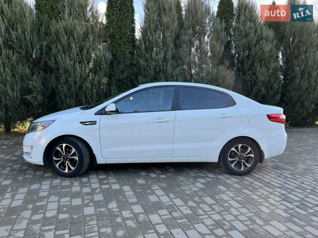 Белый Киа Рио, объемом двигателя 1.4 л и пробегом 144 тыс. км за 6300 $, фото 6 на Automoto.ua