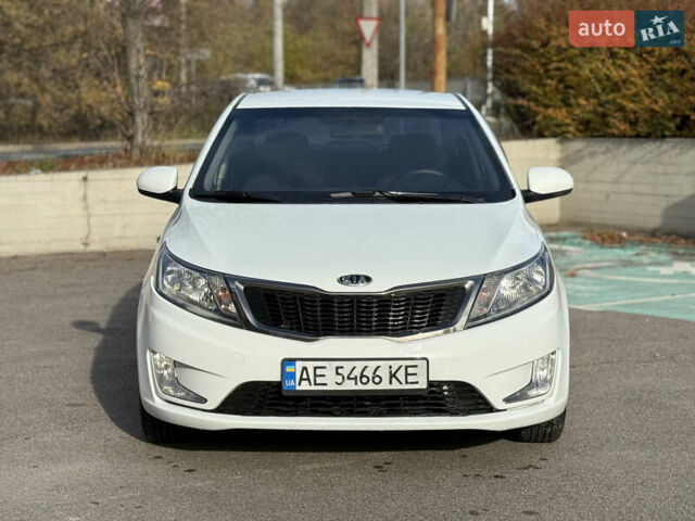 Кіа Ріо 2012 у Дніпро (Дніпропетровську) на Automoto.ua Білий Кіа Ріо, об'ємом двигуна 1.4 л та пробігом 218 тис. км за 5699 $, фото 1 на Automoto.ua