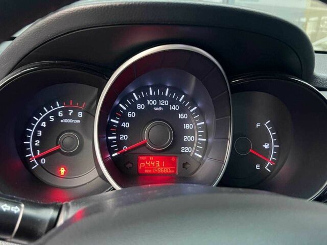 Белый Киа Рио, объемом двигателя 1.6 л и пробегом 150 тыс. км за 7100 $, фото 21 на Automoto.ua