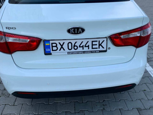 Білий Кіа Ріо, об'ємом двигуна 1.4 л та пробігом 175 тис. км за 6600 $, фото 10 на Automoto.ua