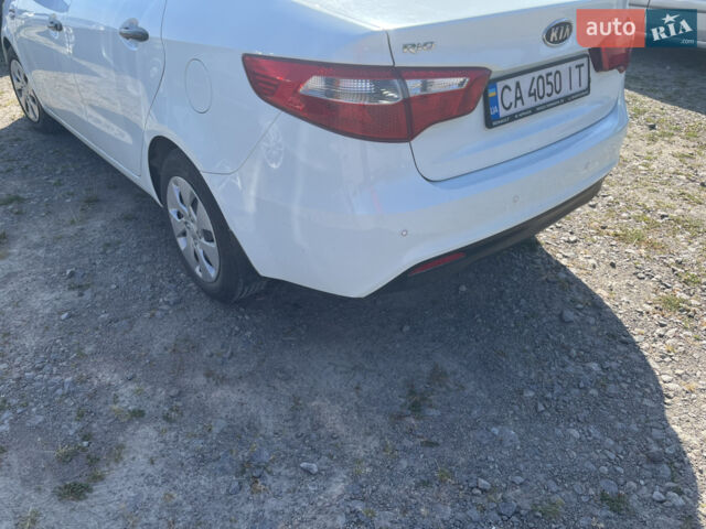 Белый Киа Рио, объемом двигателя 1.4 л и пробегом 41 тыс. км за 8700 $, фото 4 на Automoto.ua