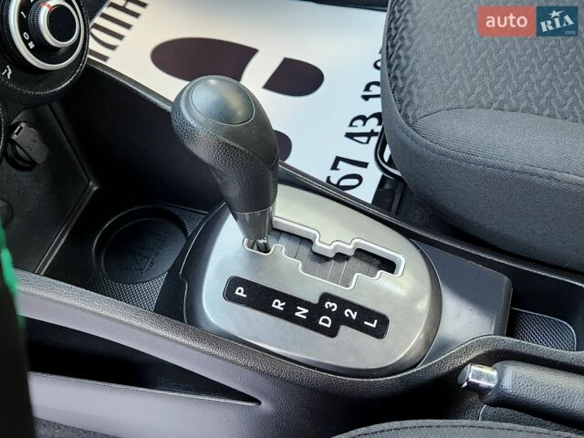 Белый Киа Рио, объемом двигателя 1.4 л и пробегом 143 тыс. км за 9350 $, фото 20 на Automoto.ua