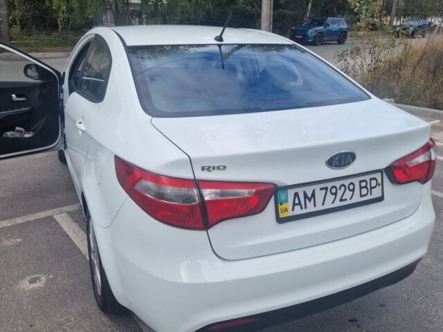 Белый Киа Рио, объемом двигателя 1.6 л и пробегом 152 тыс. км за 7769 $, фото 4 на Automoto.ua