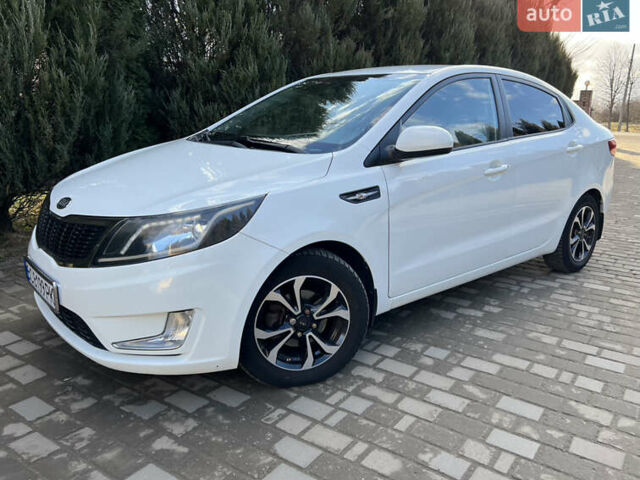 Белый Киа Рио, объемом двигателя 1.4 л и пробегом 144 тыс. км за 6300 $, фото 39 на Automoto.ua