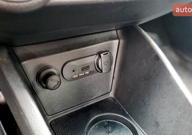 Белый Киа Рио, объемом двигателя 1.59 л и пробегом 159 тыс. км за 8800 $, фото 10 на Automoto.ua