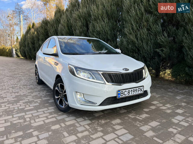 Белый Киа Рио, объемом двигателя 1.4 л и пробегом 144 тыс. км за 6300 $, фото 43 на Automoto.ua